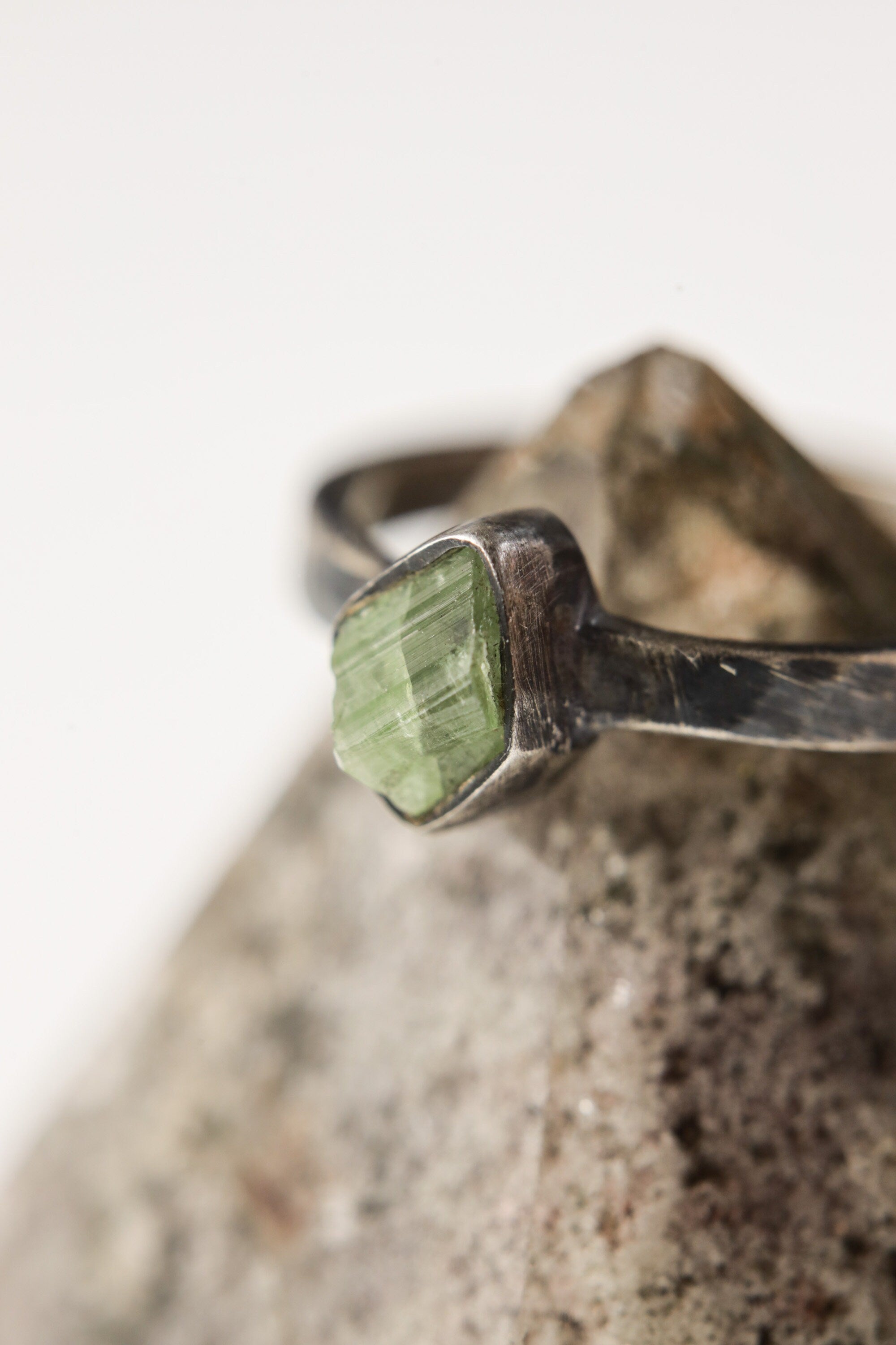 Verde Radiance - Sterling Silver Ring with Black Tourmaline - Size 3 US - NO/01