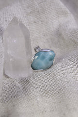 A Tribute to Oceanic Splendor: Adjustable Sterling Silver Ring with Oval Larimar - Unisex - Size 5-12 US - NO/01