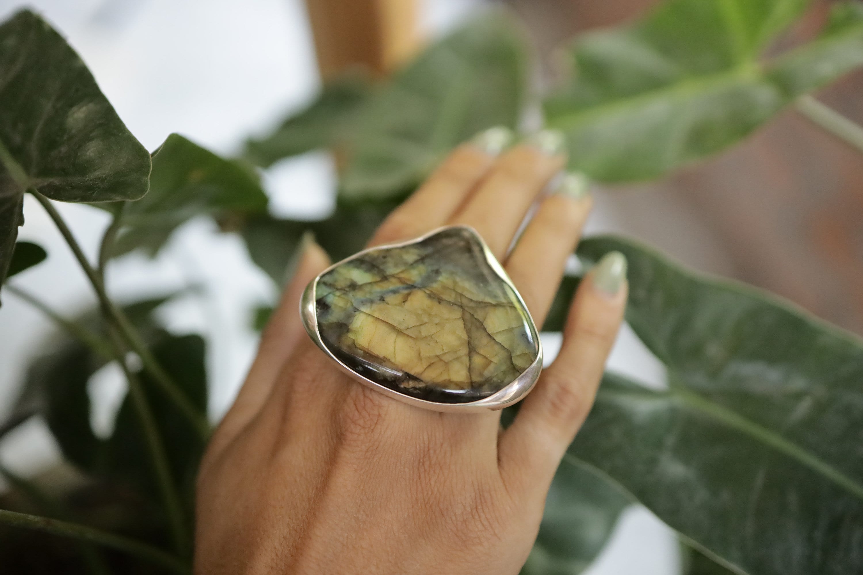 A Sturdy Embrace of Mystical Reflections: Adjustable Sterling Silver Ring with Teardrop Labradorite - Unisex - Size 5-12 US - NO/02