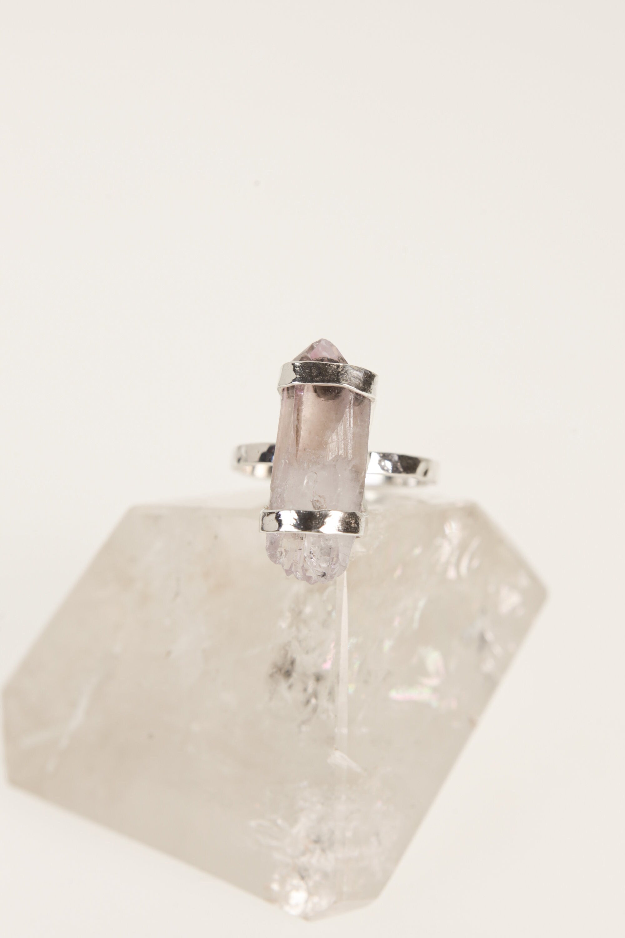 Healing Amethyst Self-Healed Vera Cruz Rin-Hammered & Shiny Finish - Sterling Silver Ring - Size 6 3/4 US