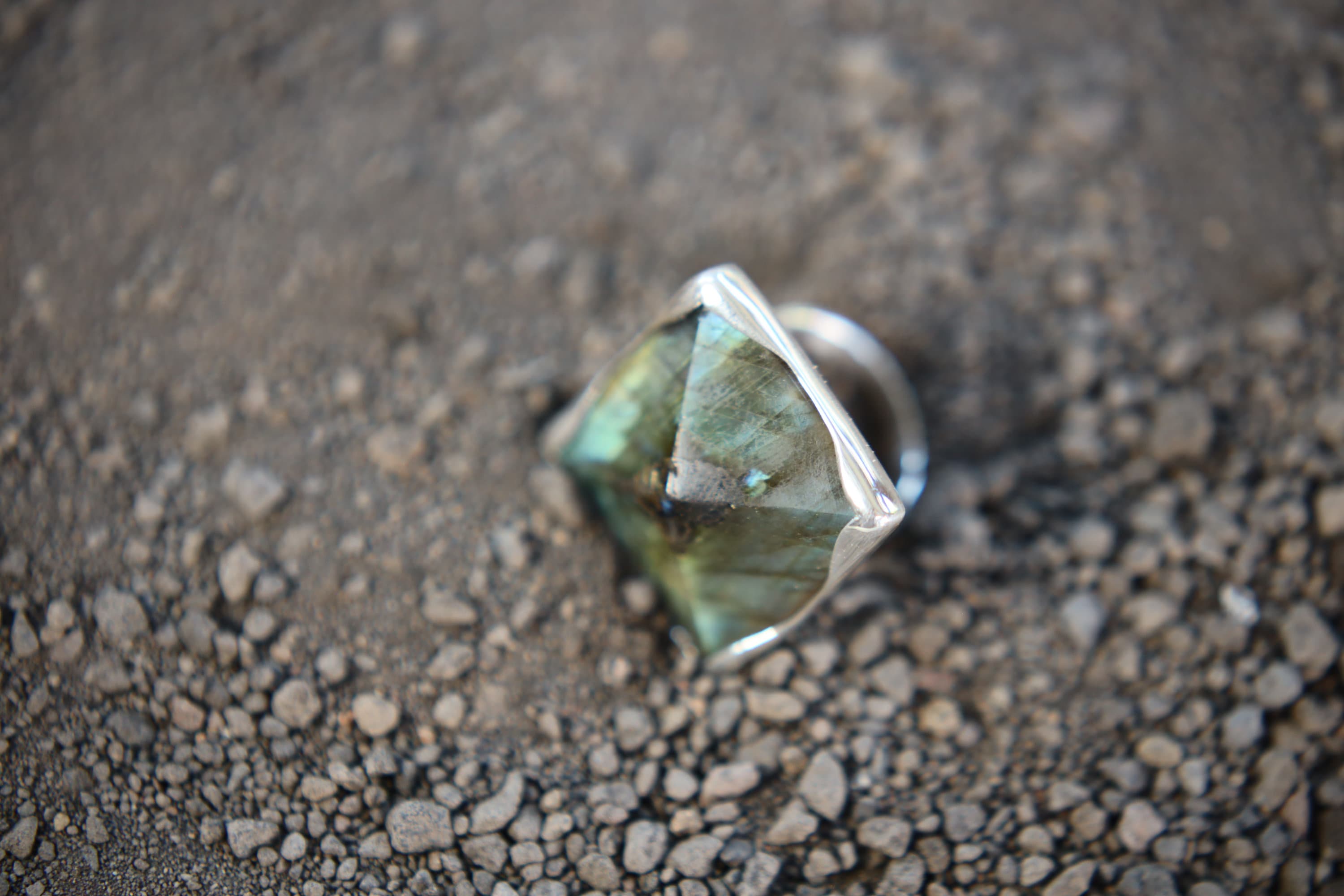 A Sturdy Embrace of Mystical Gleam: Adjustable Sterling Silver Ring with Square Labradorite - Unisex - Size 5-12 US - NO/02