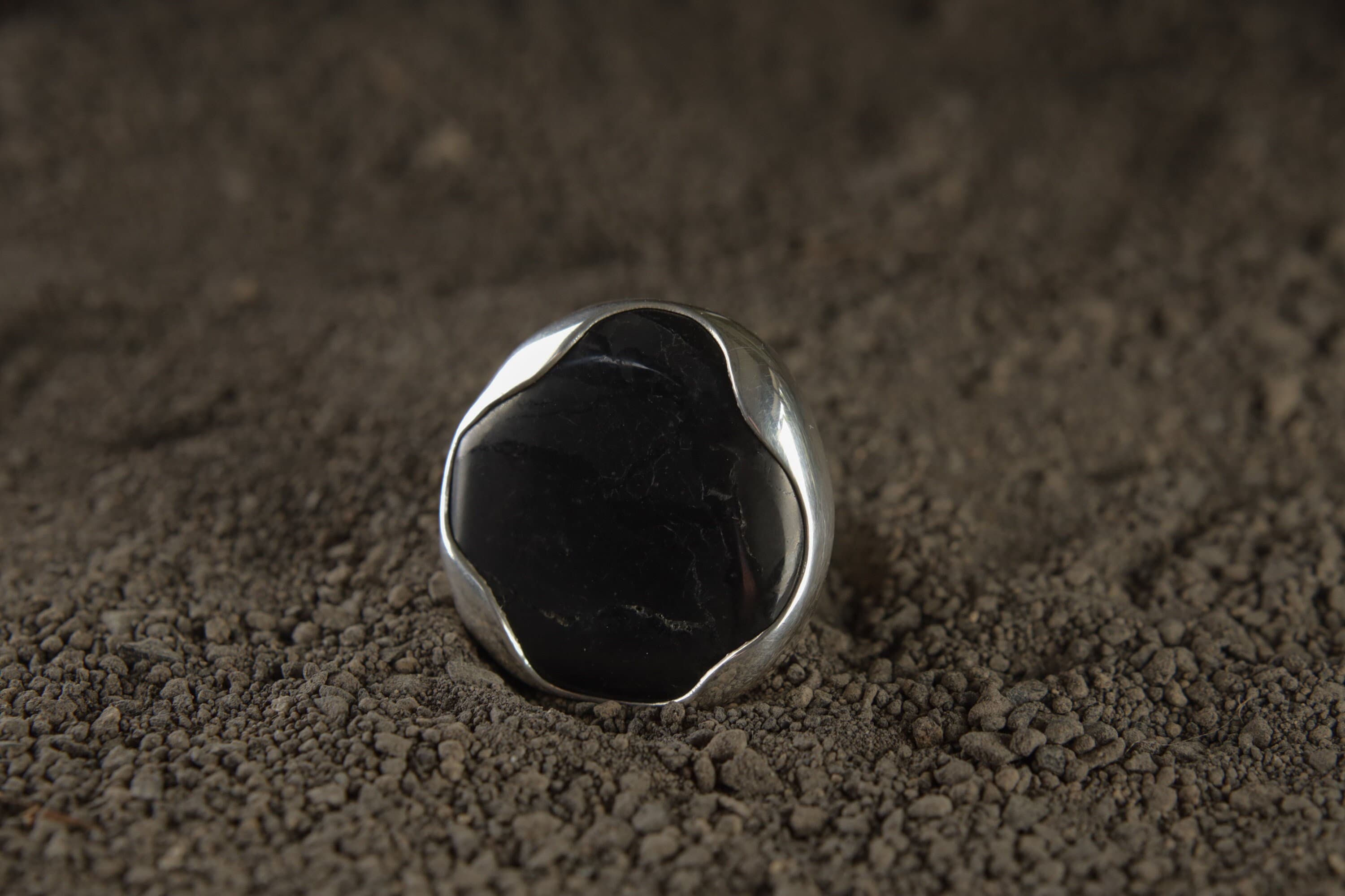 A Sturdy Embrace of Protective Harmony: Adjustable Sterling Silver Ring with Shungite - Unisex - Size 5-12 US - NO/02