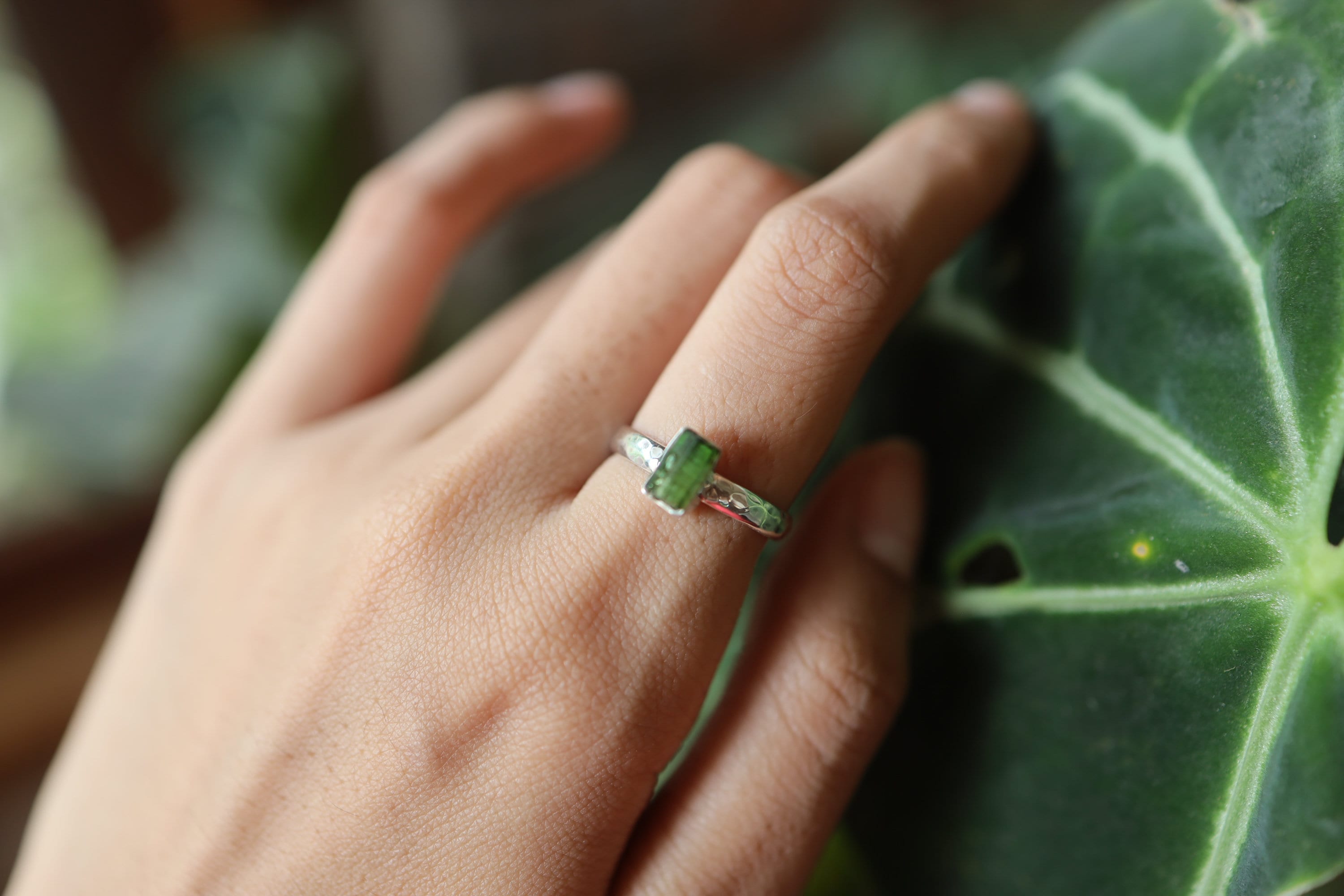 Verdant Touch : Green Tourmaline - Sterling Silver Ring - Hammer Textured & Shiny Finish - Size 6 US - NO/01
